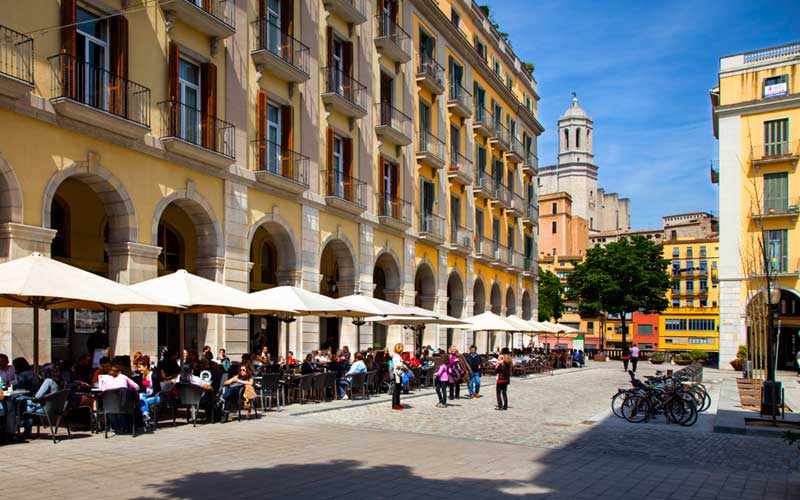 Plaza de la Independencia en Girona